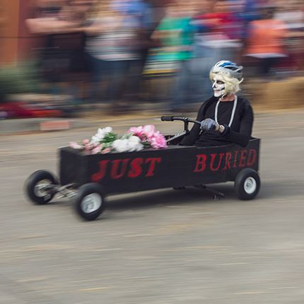 Eugene Oregon coffin races Halloween event