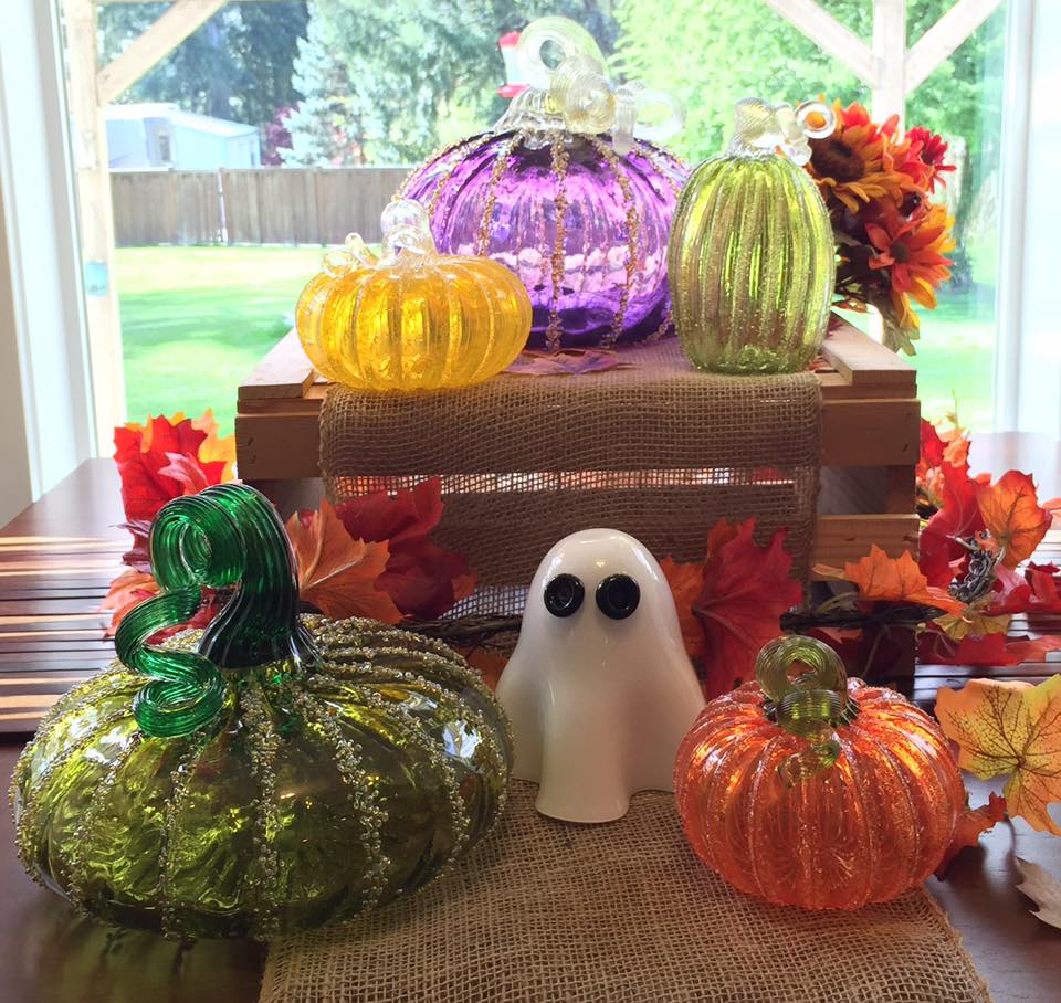 glass pumpkins created by tacoma glass blowing studio