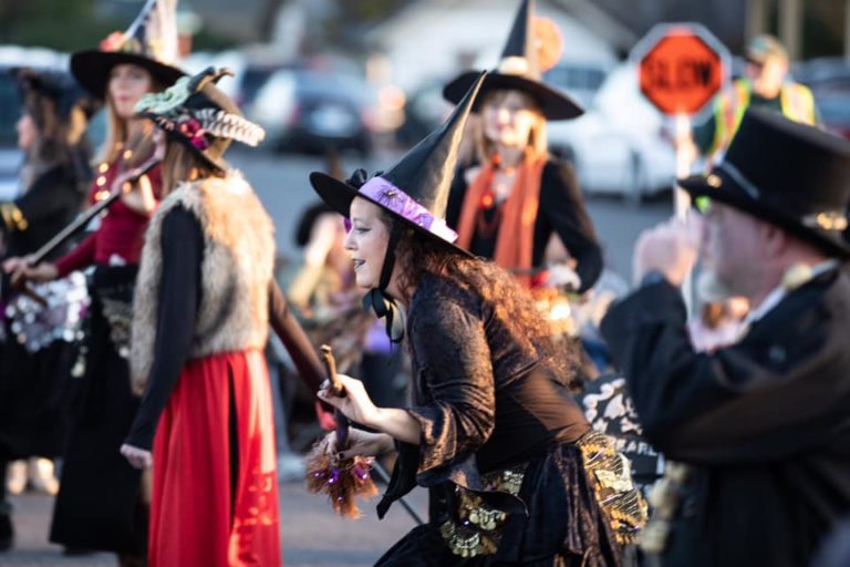 St Helens Oregon Halloween parade