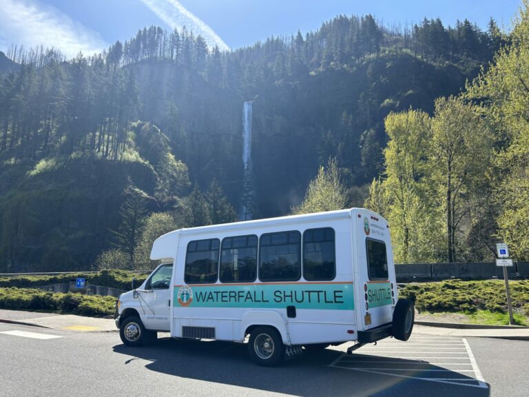 waterfall shuttle to Multnomah Falls in the Columbia River Gorge