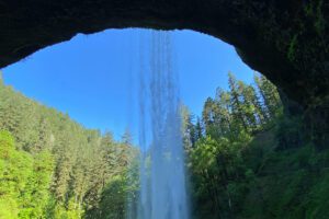 5 Stunning Waterfalls